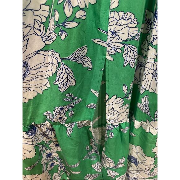 Size 1X Easel Los Angeles Floral Print Tiered Maxi Dress in Green - Picture 8 of 8
